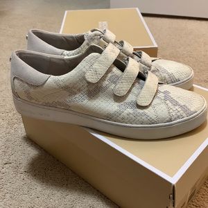 Michael Kors Leather sneakers size 9.5